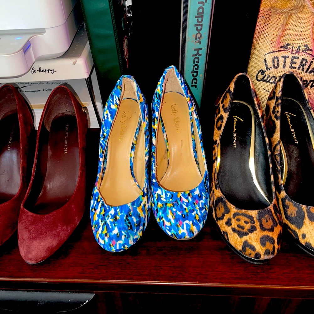 Gently used women’s heels and flats. Wanting to sell them all at once.